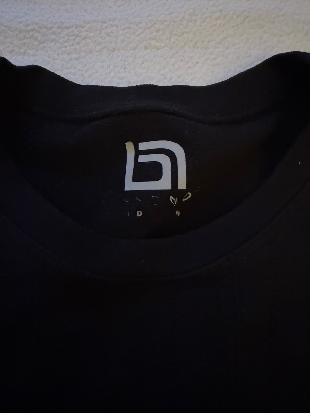 Blanc Noir Infinity Compression Seamless Tank Top Black EUC Size XS/S - Picture 6 of 6